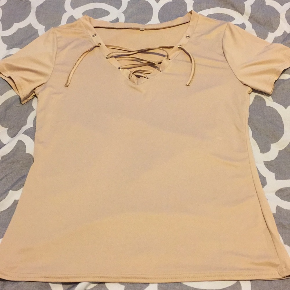 Silky, lace up